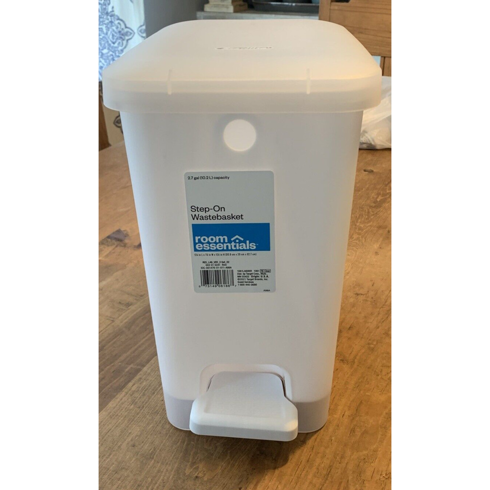 Room essentials step on wastebasket 12"x7"x12" White and Clear NEW